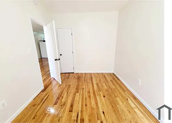 2710 Decatur Ave #2 — Photo 8