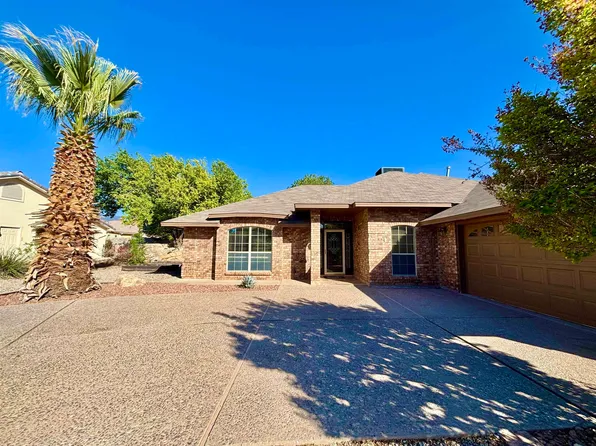 2484 Desert Hills Dr, Alamogordo, NM 88310