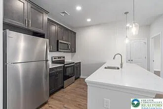 2 bed, 1218 sqft, $2,150 — Photo 3