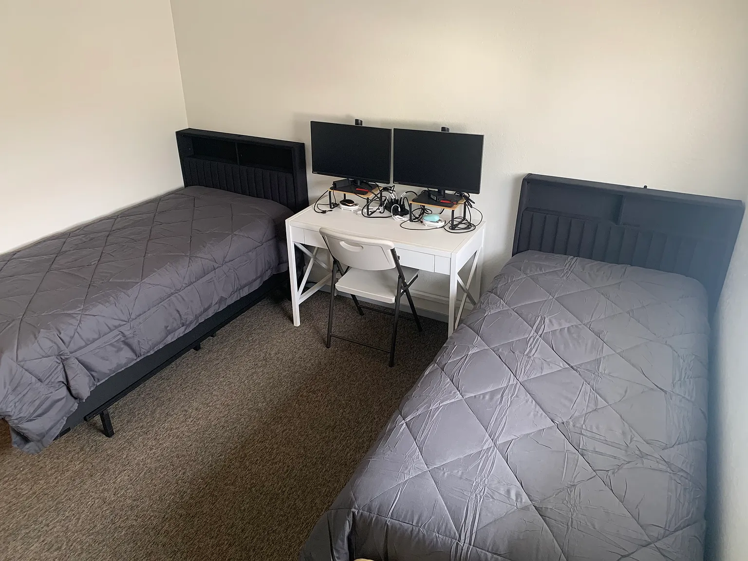 2 bed, 1.5 bath, 900 sqft, $1,450 — Photo 4