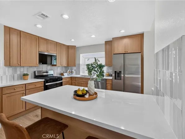 43 Oxbow Creek Ln, Laguna Hills, CA 92653