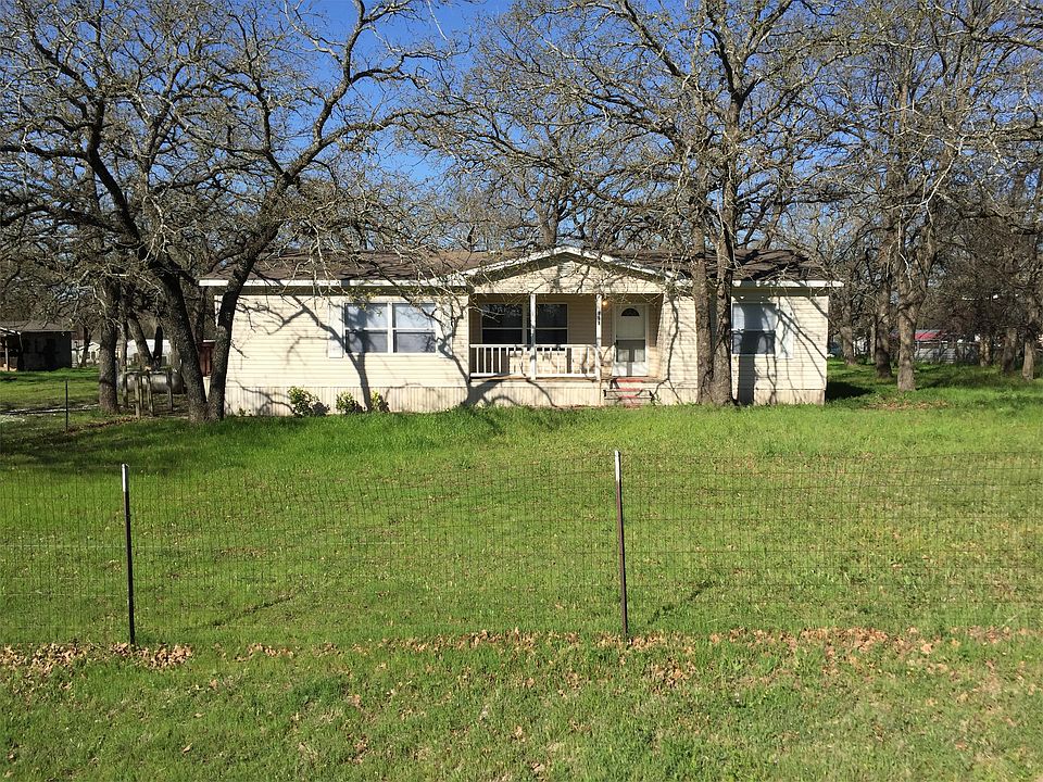 1st image of 216 Shady Oaks Dr