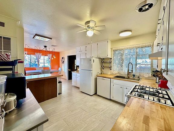 3rd image of 1518 Roosevelt Ave