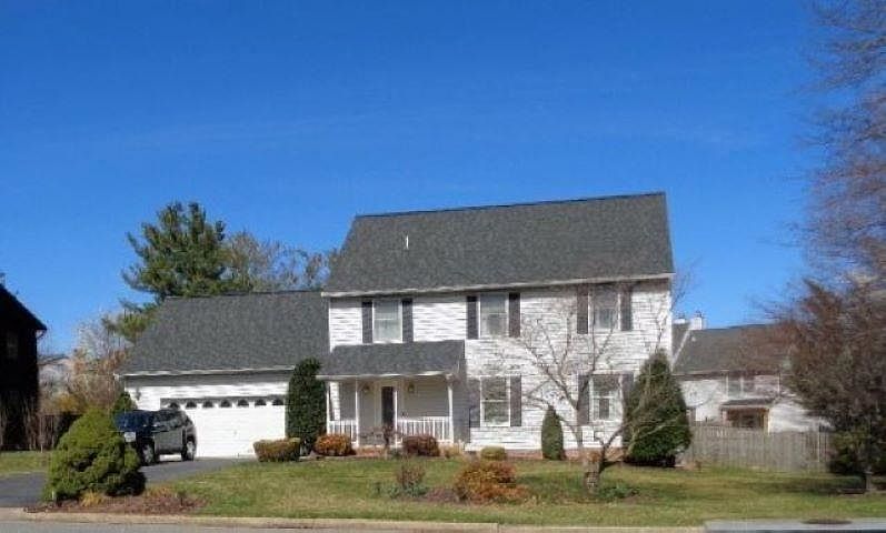 1st image of 1240 Meadowlark Dr