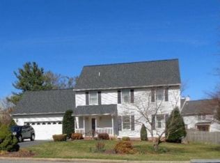 1240 Meadowlark Dr, Harrisonburg, VA 22802