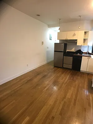 Rented by Mason Group LLC | media 29