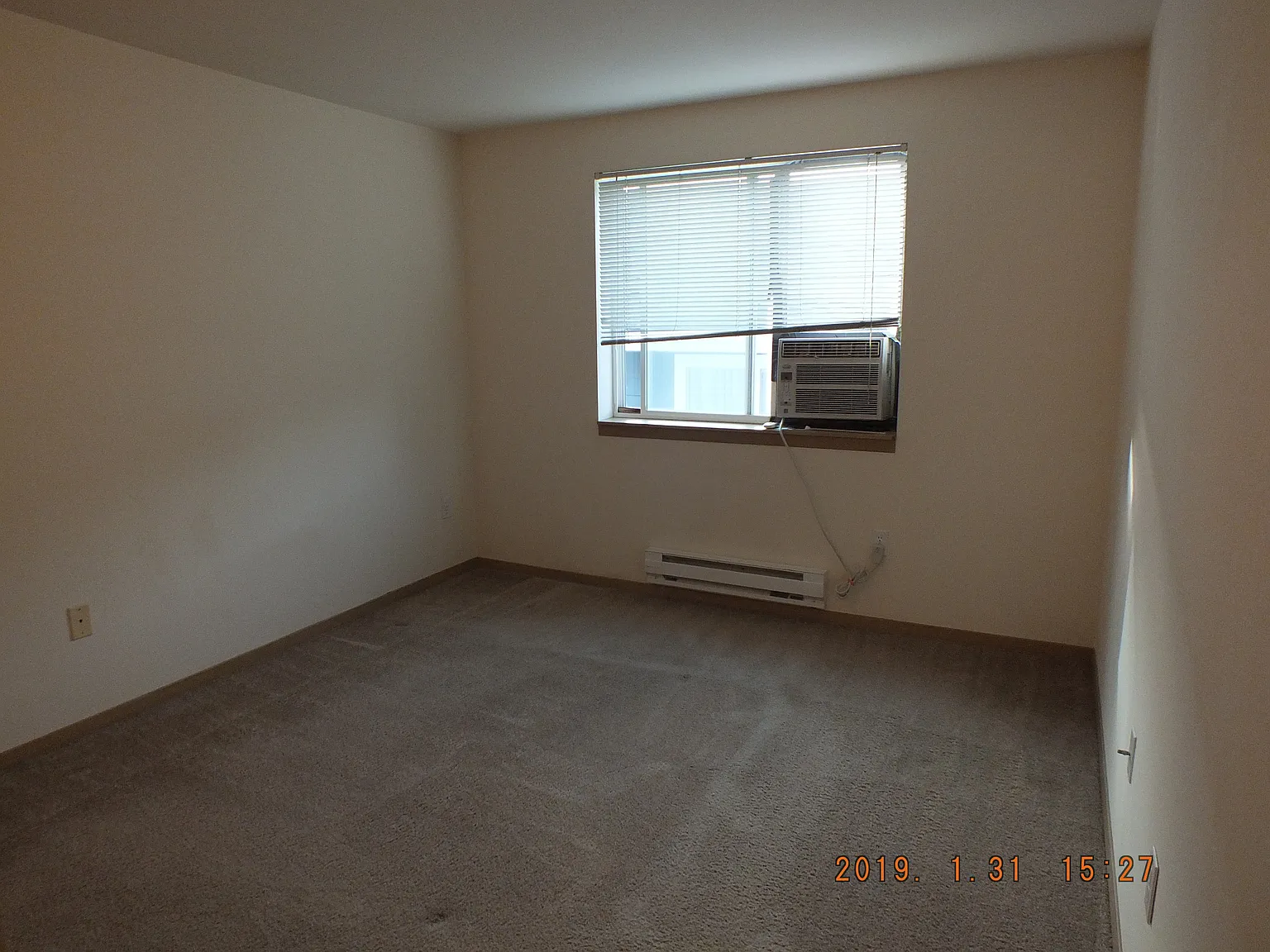 2 bed, 916 sqft, $1,750 — Photo 4