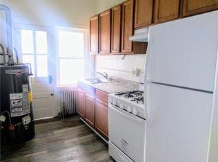 266 E Walnut St APT 3, Allentown, PA 18109