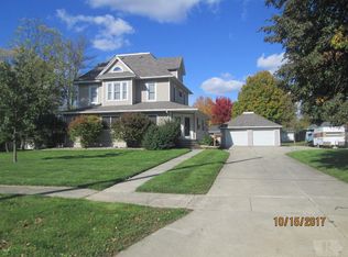 436 3rd St SW, Britt, IA 50423