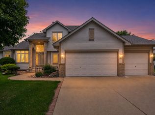 3901 Foxglove Ct N, Brooklyn Park, MN 55443