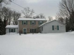 309 Aurora Hudson Rd, Aurora, OH 44202