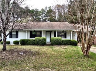 1423 Shanna Dr, Tifton, GA 31794