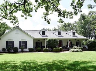 30 Hickory Ridge Rd, Hillsboro, MO 63050