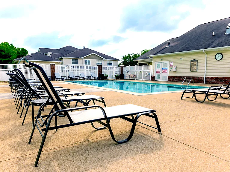 Heron Springs Apartments — Photo 19