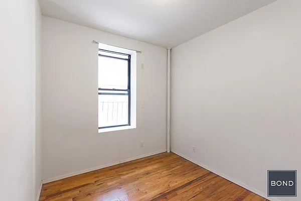 Rented by Bond New York | media 10