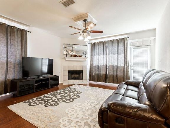5th image of 4279 Cave Cove Ct
