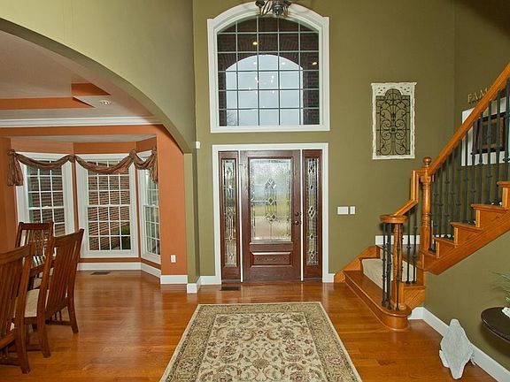 5th image of 24 Bluff Haven Dr