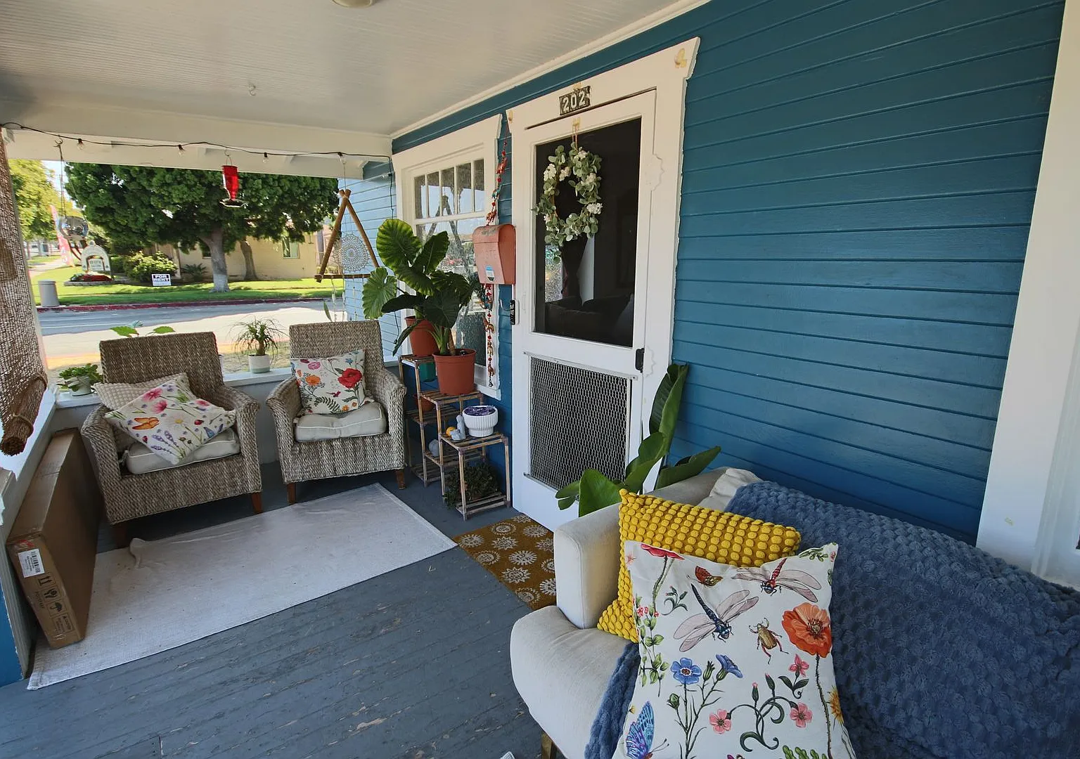 3 Bedroom Craftsman Home with 1-Car Garage — Photo 4