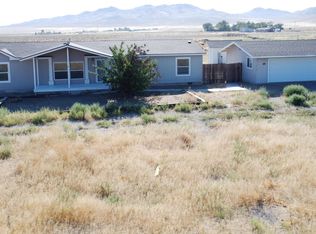 94 N Bybee Ln, Yerington, NV 89447
