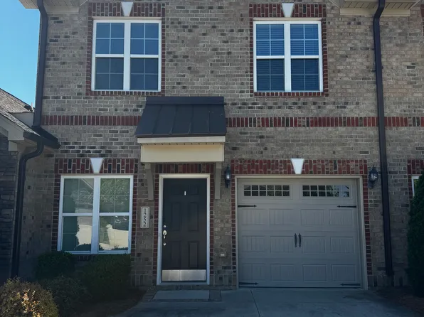 1252 United Ct, Winston Salem, NC 27103