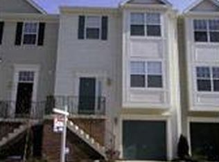 402 Park Cove Dr, Stafford, VA 22554