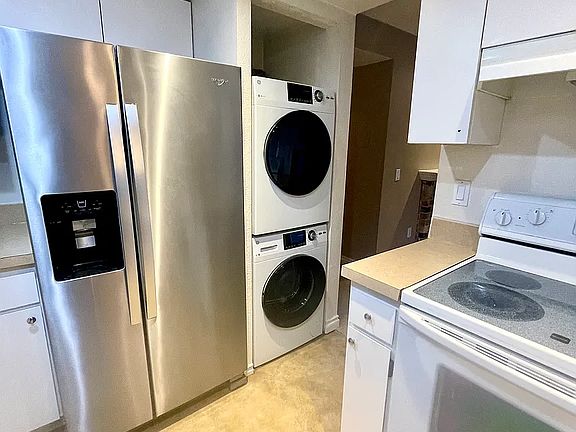 3rd image of 8652 164th Ave NE
