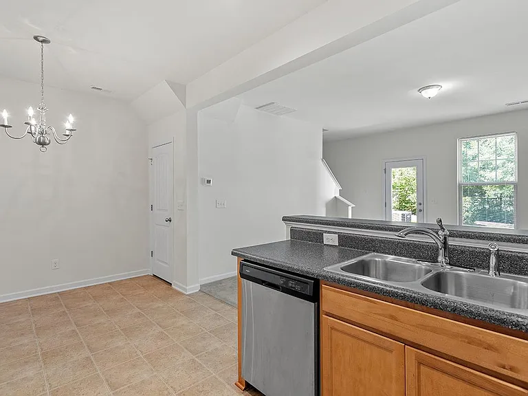 731 Maypearl Ln — Photo 15