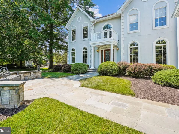 12836 Parapet Way, Herndon, VA 20171