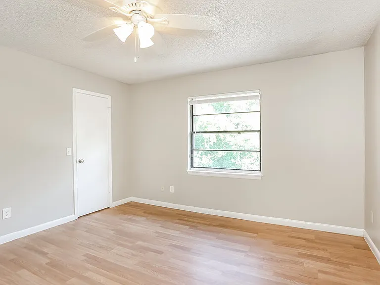 7656 Arble Dr — Photo 15