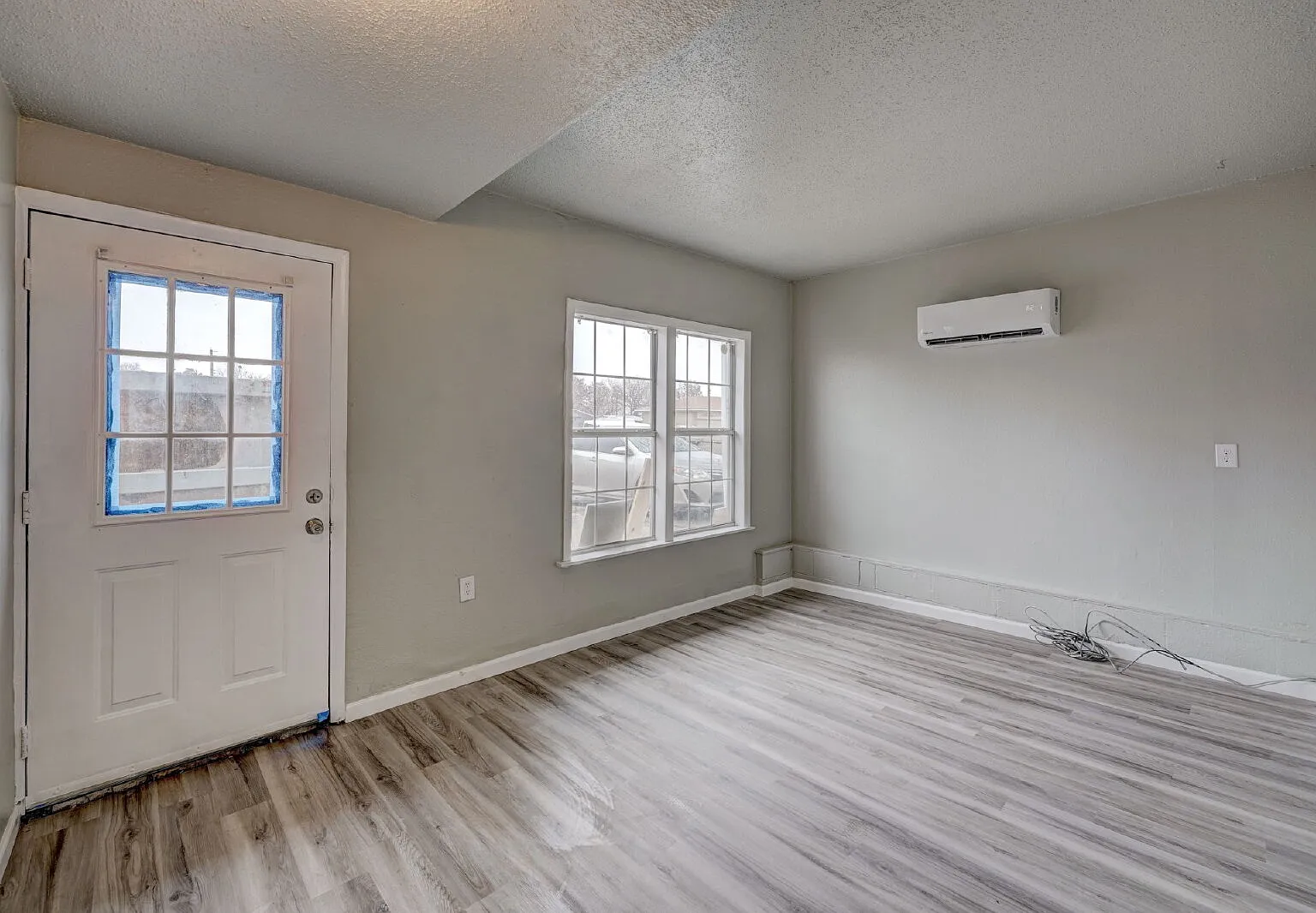1 bed, 1.0 bath, $750 — Photo 4