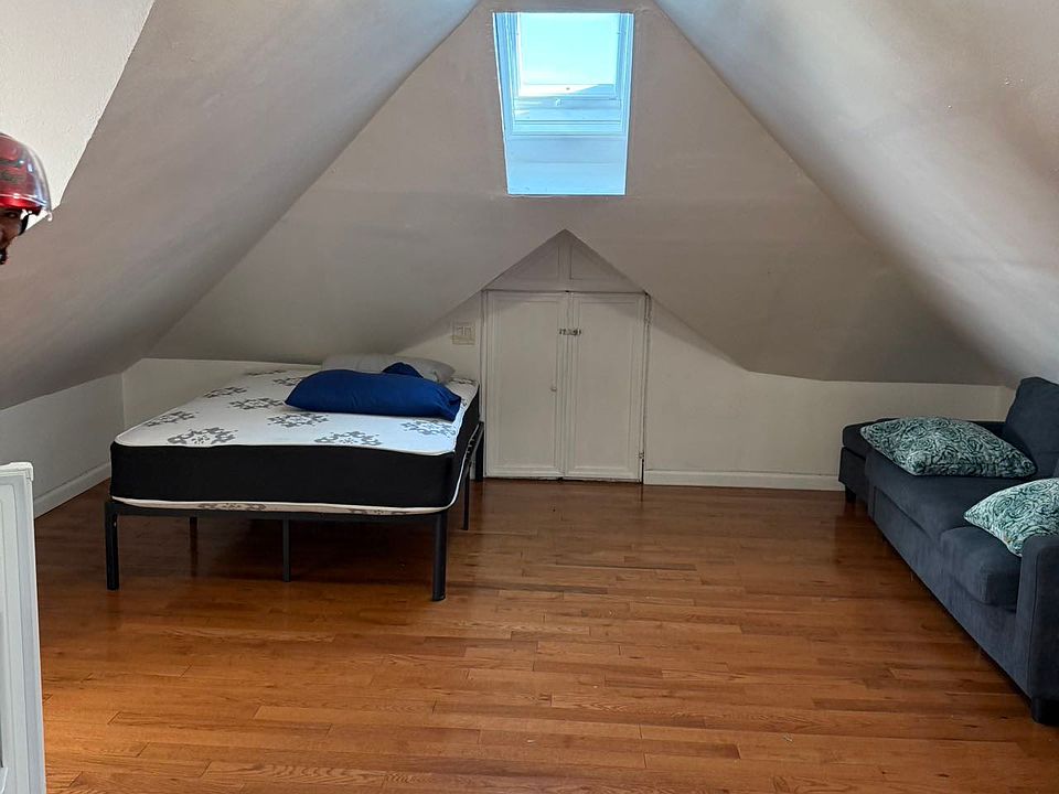 2nd image of 3330 145th Pl Floor 3