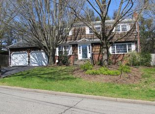 10 Four Seasons Rd, Fairfield, CT 06825