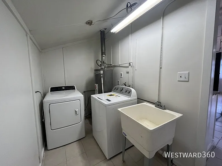 1104 Isabel Dr — Photo 11