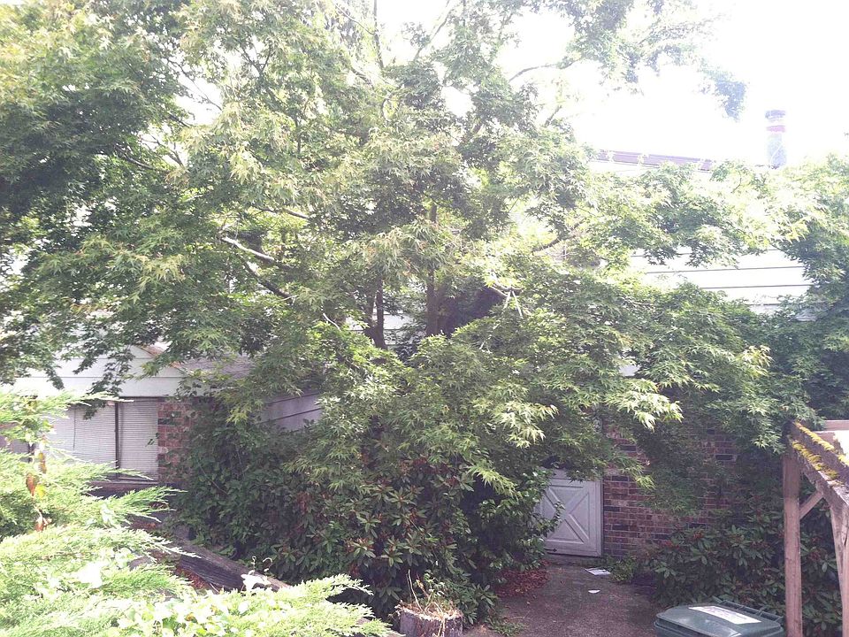 2nd image of 7342 58th Ave NE