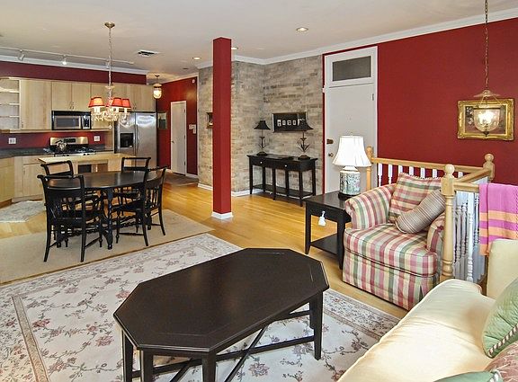 4th image of 838 W Wrightwood Ave APT 1