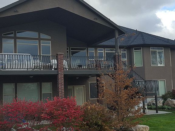 Walkout and upper deck