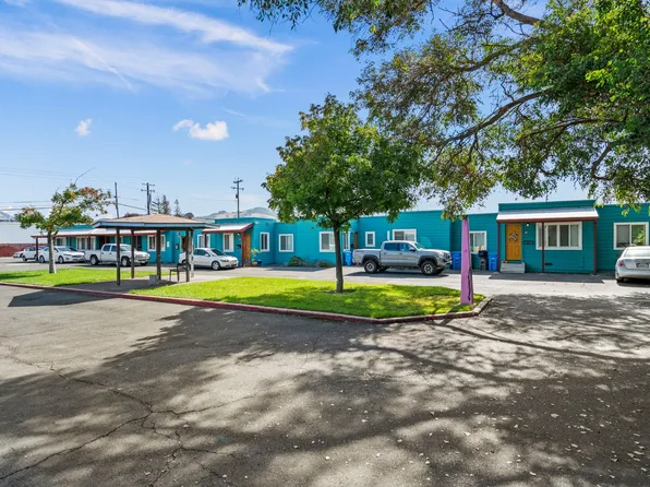 Las Flores Apartments, 1015 S A St APT 03, Santa Rosa, CA 95404