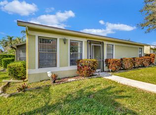 4385 Willow Brook Cir, West Palm Beach, FL 33417