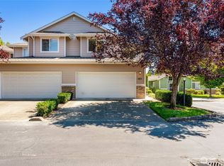10700 SE 260th St UNIT E104, Kent, WA 98030