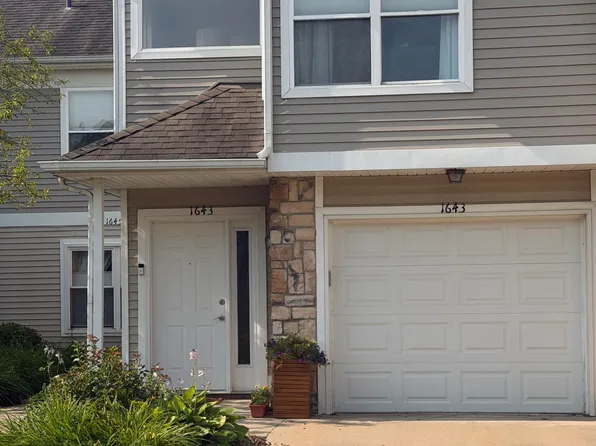 1643 Coburn Dr, Ann Arbor, MI 48108