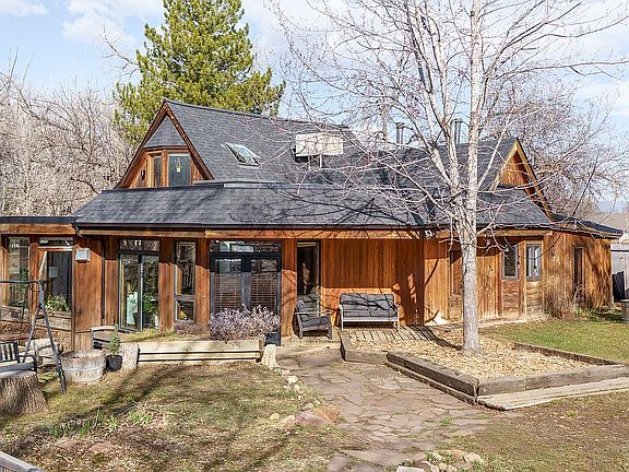 2nd image of 1468 Cherryvale Rd