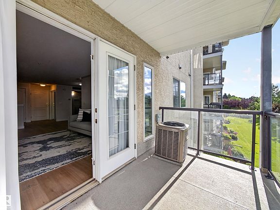5th image of 237 Youville Dr E #314