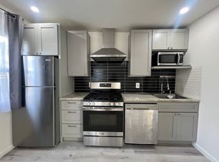 1046 60th St #D, Emeryville, CA 94608