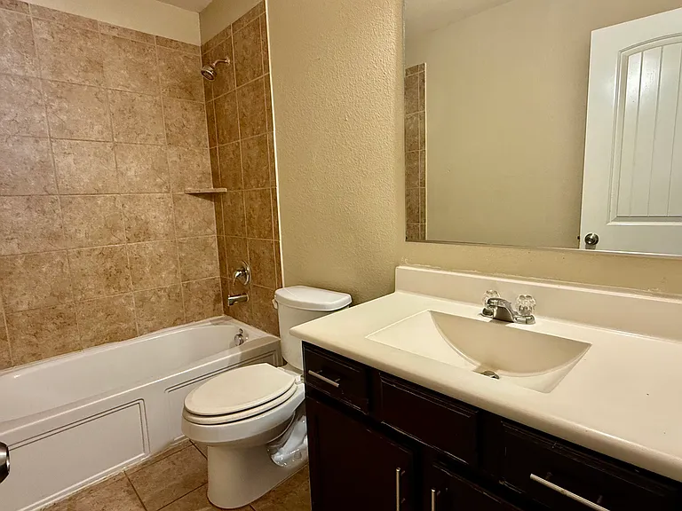 9044 Sundance Trl — Photo 16