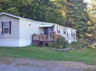 197 Piggery Rd, Putney, VT 05346