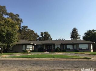 19269 Crane Ave, Hilmar, CA 95324