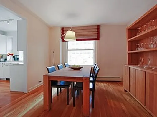 Sold by Corcoran | media 24