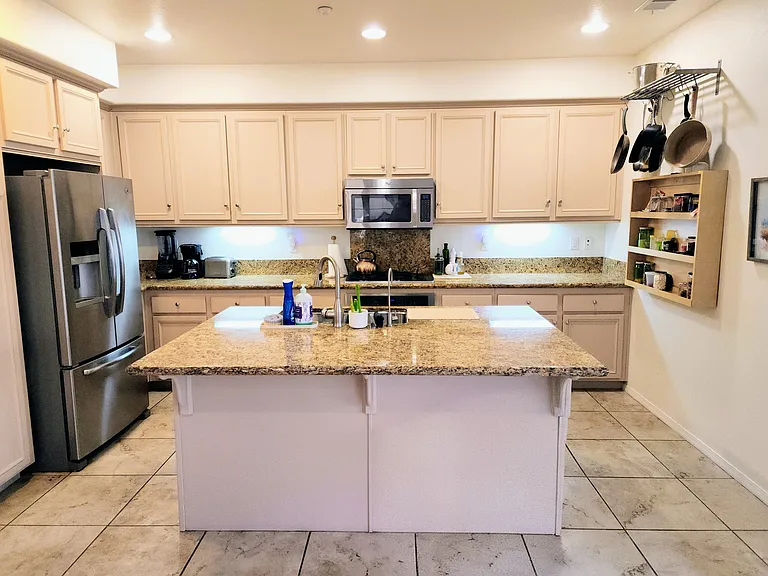 1823 Casa Morro St #21 — Photo 31