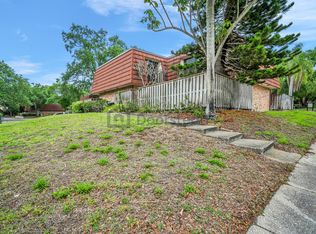 2605 10th Ct, Palm Harbor, FL 34684