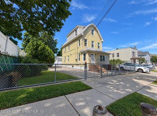 46 Grandview Ave, Staten Island, NY 10303